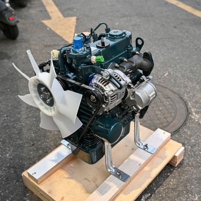 เครื่องยนต์ Kubota D782 ของแท้ รวมเครื่องยนต์ D782-ET05_CN4 เครื่องยนต์ดีเซล มอเตอร์ 9.8kw 2300 รอบ / นาที สําหรับชิ้นส่วนเครื่องขุด