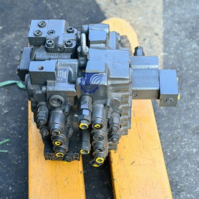 UX22-135 VOE14550306 วาล์วควบคุมไฮดรอลิก EC135B EC140 EC140B EC140D ส่วนไฮดรอลิกของเครื่องขุด