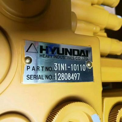 31N1-10110 รวมวาล์วควบคุมไฮดรอลิก R80-7 สําหรับวาล์วกระจายหิน Hyundai