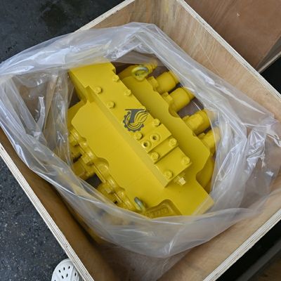 PC1250-7 PC1250-8 วาล์วควบคุม 709-14-94001 709-14-94000 ชิ้นส่วนซ่อมแซมเครื่องจักรเหมืองแร่ Komatsu