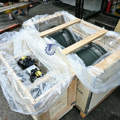 803093143 สำหรับ XCME XE370D Excavator Travel Assembly สุดท้าย Drive Travel Motor Drive GP -Final -ด้วยมอเตอร์หลังการขายต้นฉบับ
