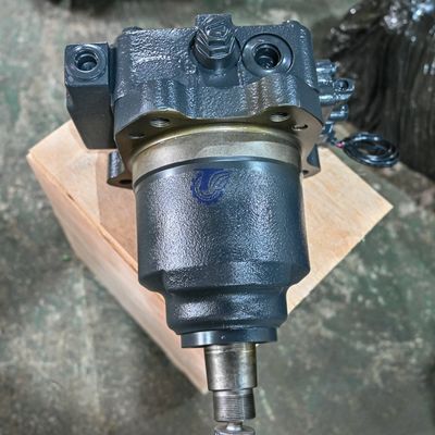 708-7S-00670 สำหรับ KOMATSU GD555-5 GD675-5 GD655-5 ชิ้นส่วนรถขุดไฮดรอลิกมอเตอร์มอเตอร์ Assy มอเตอร์น้ำมัน (พัดลมไดรฟ์) หลังการขายต้นฉบับ