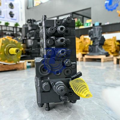 723-1A-15505 7231A15508 723-1A-15506 723-1A-15507 สำหรับ Komatsu WB93R-5 Backhoe Loaders ชิ้นส่วน Hydraulic Main Valve หลังการขายต้นฉบับต้นฉบับ