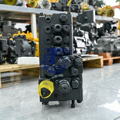 723-1A-15505 7231A15508 723-1A-15506 723-1A-15507 สำหรับ Komatsu WB93R-5 Backhoe Loaders ชิ้นส่วน Hydraulic Main Valve หลังการขายต้นฉบับต้นฉบับ